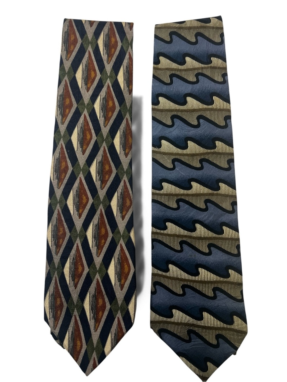 Lot of two Cellini Linea Uomo 100 %Silk Patterned Men's Tie - Blue, Brown, Green
